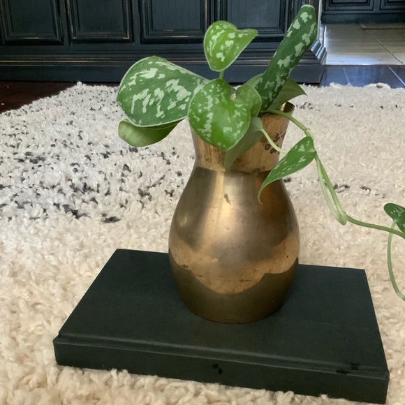 ✨SOLD✨Vintage Solid Brass Vase - Picture 2 of 5